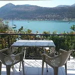 Geni Bay *
