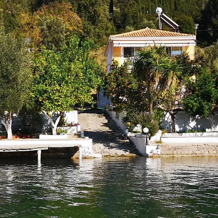 Geni Bay Apartment *
