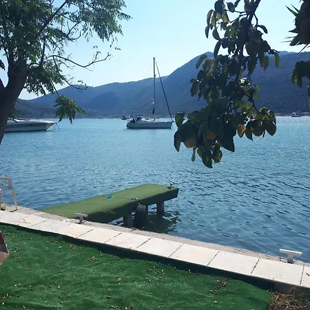 Geni Bay Apartment *