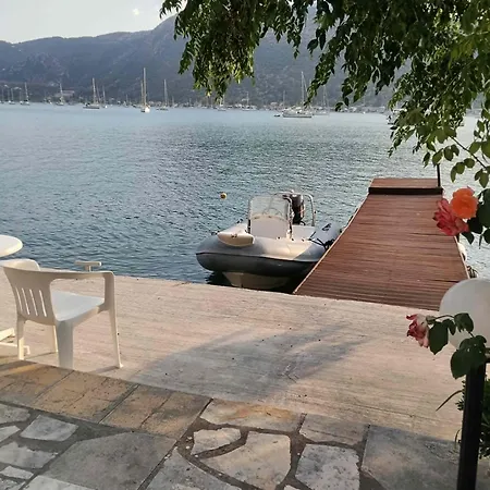 Geni Bay